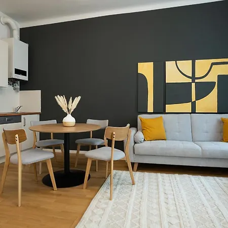 Aesthetic Newly Renovated Apartment Located Near Belvedere Castle, 15 Minutes From Stephansplatz Wien Exterior foto