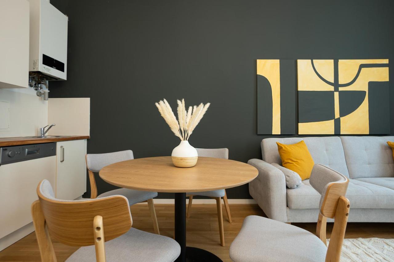 Appartement Aesthetic Newly Renovated Located Near Belvedere Castle, 15 Minutes From Stephansplatz Wenen